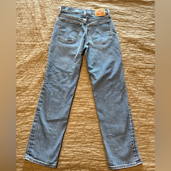 LEVI’S WEDGIE STRAIGHT FIT WOMEN'S JEANS. BUTTON FLY - Picture 3 of 9